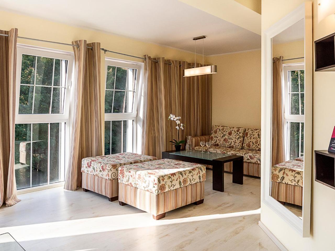 Vacationclub - Rezydencja Bursztyn Apartament 31 Swinoujscie Ngoại thất bức ảnh
