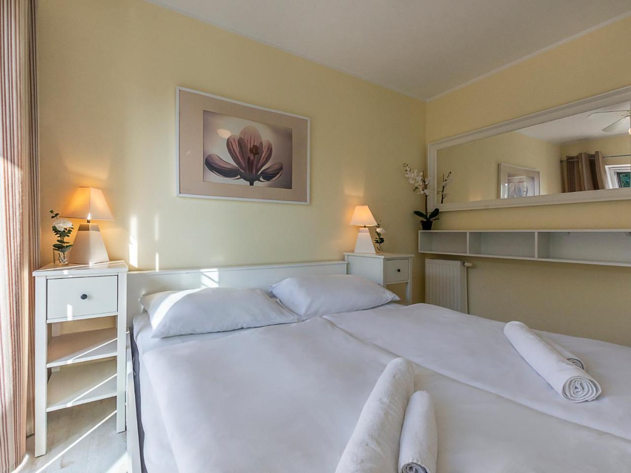 Vacationclub - Rezydencja Bursztyn Apartament 31 Swinoujscie Ngoại thất bức ảnh